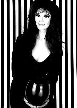 Fenella Fielding